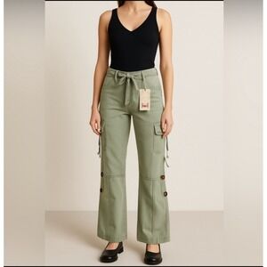 Lei Cargo Pants – Sage Green Utility Style (NWT, Size 9)Y2K Style Soft Gorpcore